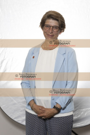 RAW_halvfigur_Britta_22