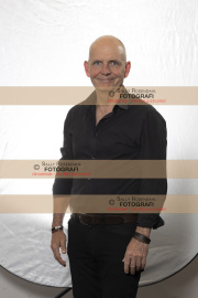 RAW_halvfigur_Erik_02