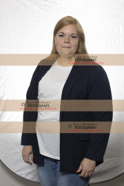 RAW_halvfigur_Heidi_01