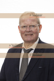 RAW_Henning_1P2A6875_06