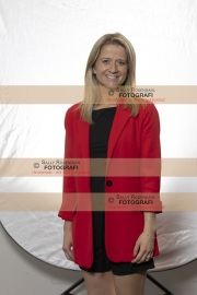 RAW_halvfigur_Katrine_06