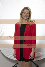 RAW_halvfigur_Katrine_07