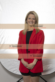 RAW_halvfigur_Katrine_09