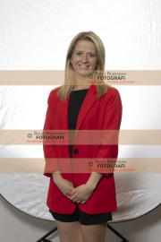 RAW_halvfigur_Katrine_10