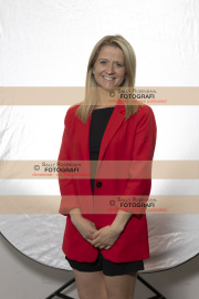 RAW_halvfigur_Katrine_11