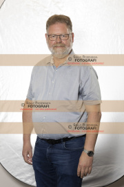 RAW_halvfigur_MartinP_04