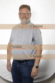 RAW_halvfigur_MartinP_05